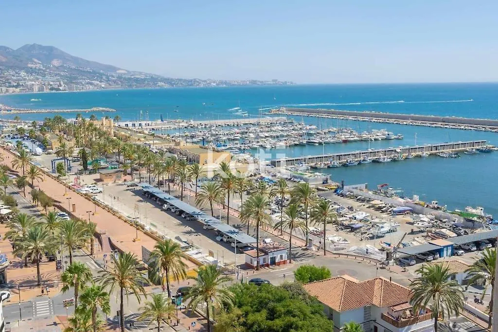 Koti Rentals - Atico Palangreros Fuengirola 0*,  İspanya